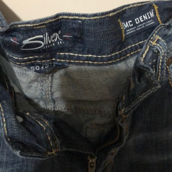 Silver Jeans - Picture 2 of 4